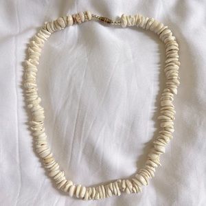 Vintage 1980’s puka shell necklace from Maui, Hawaii approx 16”